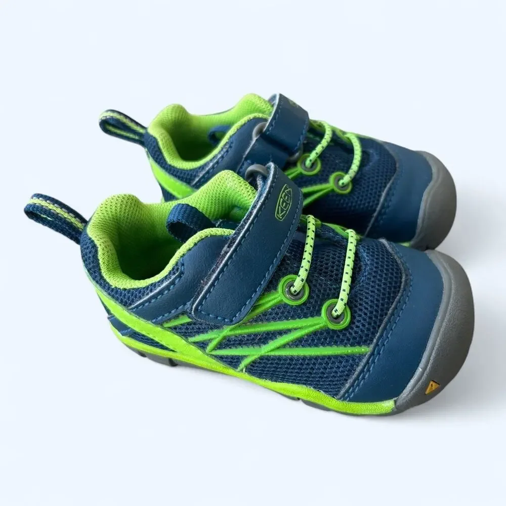 Keen Chandler CNX Trail Shoes Navy & Green size 6 Outdoor Water Shoes Gorpcore